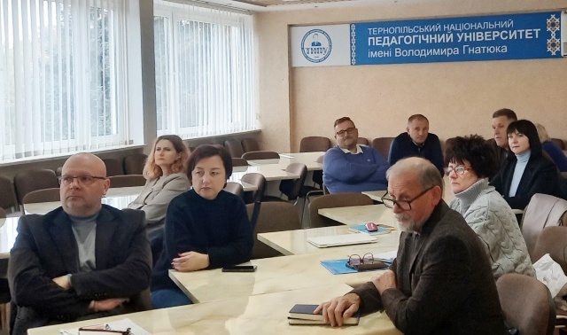В процесі засідання